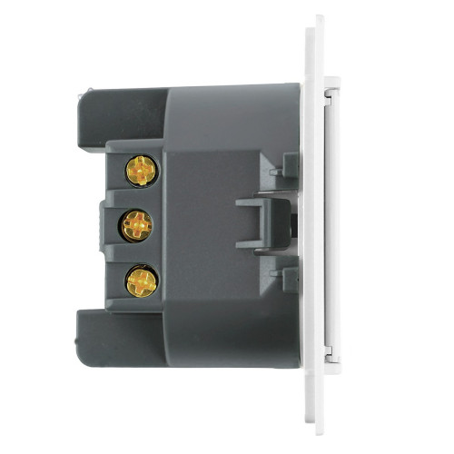 Розетка 2P+E МИЯ белая магнолия с защитной шторкой,крышка RST16-3112-01