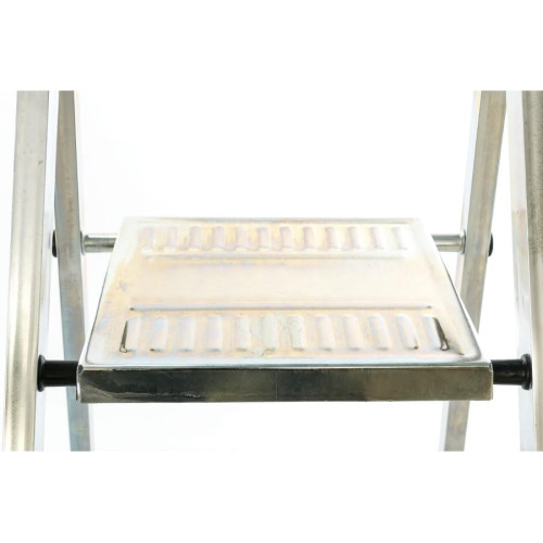 Стремянка ВИХРЬ СС 1х3 сталь 3 ступ. (73/5/1/7)