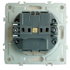 Розетка 2P+Е ЭМИЛИ шторки белый RST16-5110-01