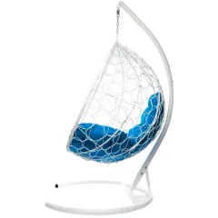 Кресло подвесное с ротангом Капля белое с синей подушкой