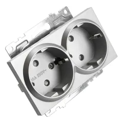 Розетка 2-ая 2P+E Катрин серебро с защитной шторкой GLS16-7114-03