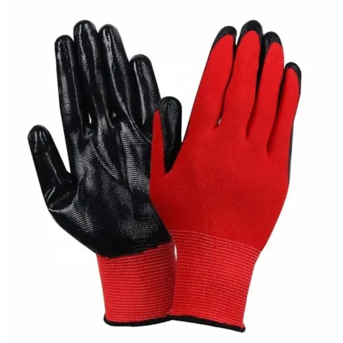 Перчатки красные с черным обливом