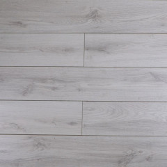 /Ламинат WOODSTYLE Bravo Дуб Дракс 1292х193х8 (1,993 м2 в уп.), 33 класс