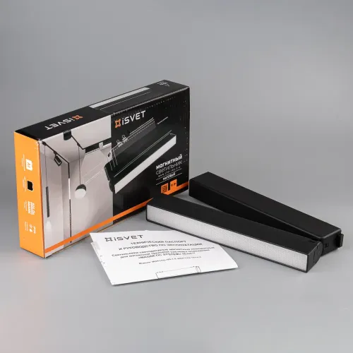 Светильник трековый магнитный iSvet MGN-LTO-103-2-4 10W черный/матовый