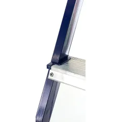 Стремянка АЛЮМЕТ (М8408) сталь 8 ступ., профиль 40х20