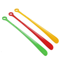 Ложка для обуви пластик длинная 44x3x0,8см (458-022)