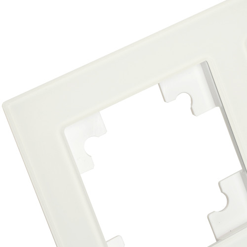 Рамка 3-пост Катрин стекло белый матовый GFR00-7003-01М