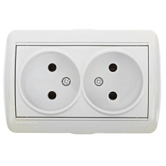 Розетка О/У 2-ая 2P Ната 16А IP20 керам.бел LEZARD 710-0200-128