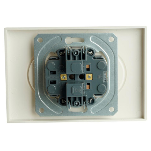 Розетка 2-ая 2P ЭМИЛИ шторки белый RST16-5116-01