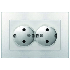 Розетка 2-ая 2P+E Universal Афина 16А в сборе серебро A0128-S