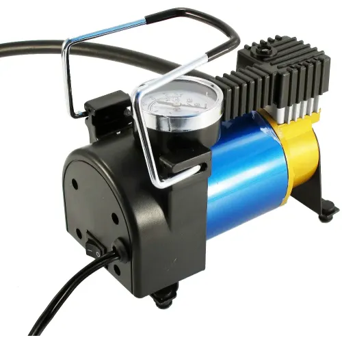 Компрессор-авто ВЫМПЕЛ КА-09 (10 атм., сумка, переходники, в коробке) (5154)