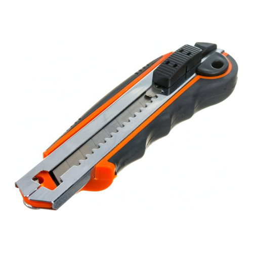 Нож технический STARTUL PROFI 18 мм (ST0939)