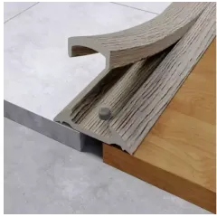 Порог с кабель-каналом 42мм 1,6 Дуб беленый ПВХ (ПМК42-1,6 203 ИДЕАЛ)