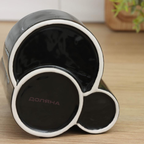 Дозатор для жидкого моющего средства ДОЛЯНА «Милитари», 370 мл, с губкой и щёткой, чёрный