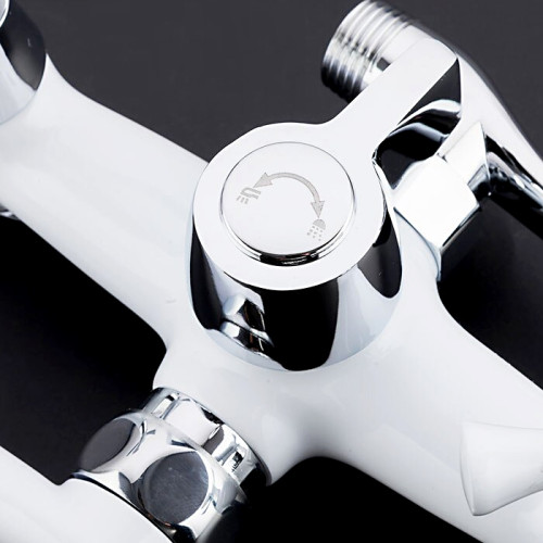 Смеситель для ванны FRUD R22332 шар встр. диверт, белый/хром