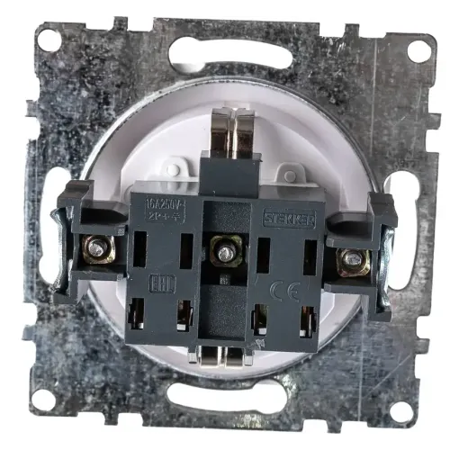 Розетка 2P+Е Катрин белый с защитной шторкой GLS16-7110-01