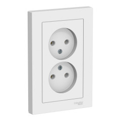Розетка 2-ая 2P AtlasDesign в сборе белый SchE ATN000120
