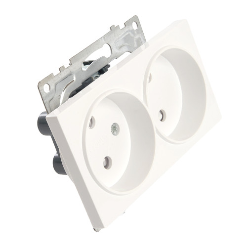 Розетка 2-ая 2P Катрин белый с защитной шторкой GLS10-7113-01