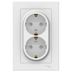 Розетка 2-ая 2P+E AtlasDesign шторки в сборе бел. SchE ATN000126