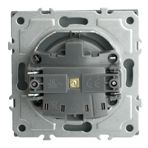 Розетка 2P+Е ЭМИЛИ шторки платиново-сер RST16-5110-10