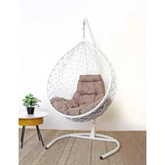 Кресло подвесное с ротангом Капля белое с какао подушкой
